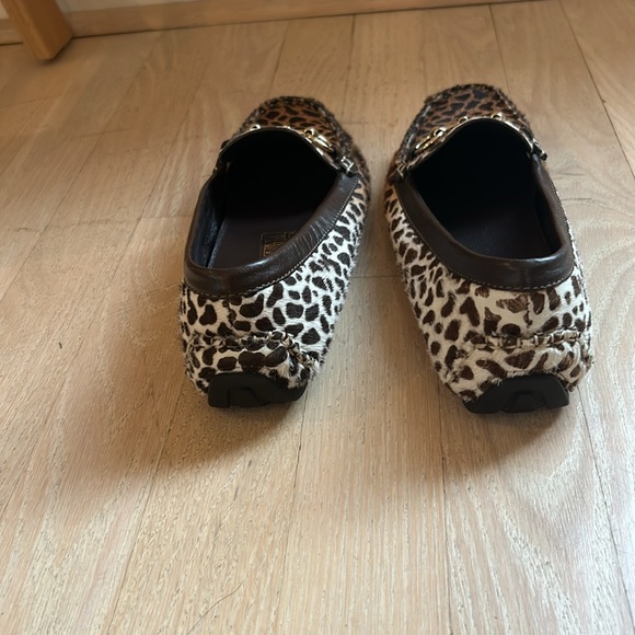 Gucci faux animal hair loafers. - Picture 3 of 6